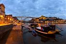 Porto Sightseeing Tour at Night with Fado Performance