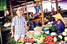 Da Nang Market Tour by Bike Including Home Cooking Class